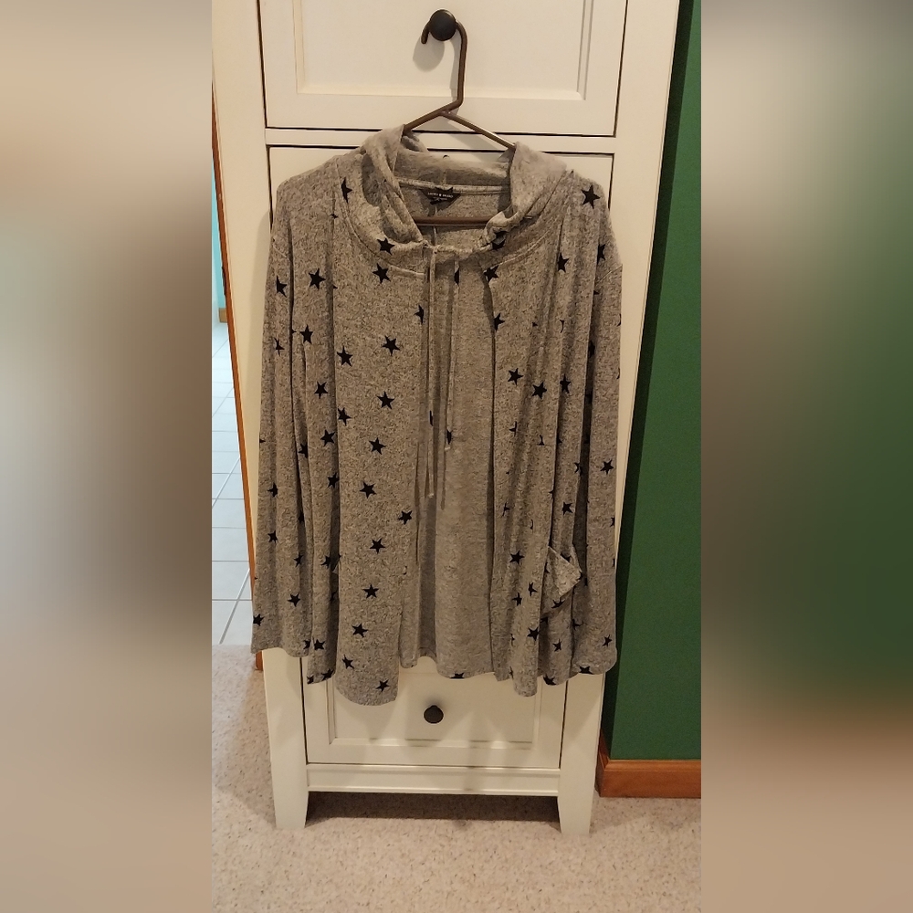 Lucky Brand Gray Hoodie with Black Star Design